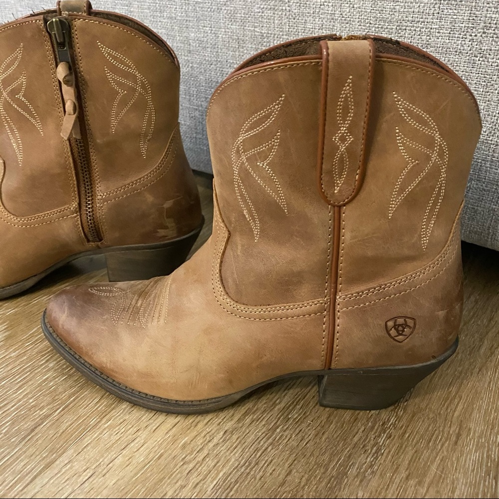 Ariat Darlin Western Boot / Bootie